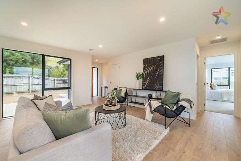 Photo of property in 9 Swain Grove, Riverstone Terraces, Upper Hutt, 5018