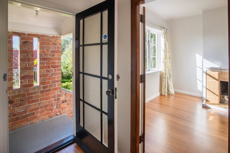 Photo of property in 9a Kerr Street, Devonport, Auckland, 0624