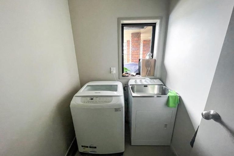 Photo of property in 8 Shirley Place, Huntington, Hamilton, 3210