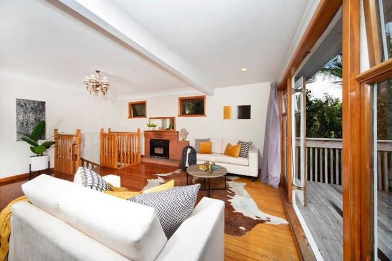 Photo of property in 69 Kohu Road, Titirangi, Auckland, 0604