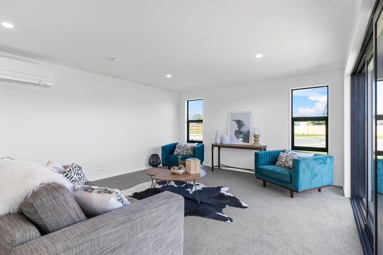 Photo of property in 24 Eccles Place, Halswell, Christchurch, 8025