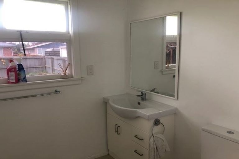 Photo of property in 64 Farrington Avenue, Bishopdale, Christchurch, 8053