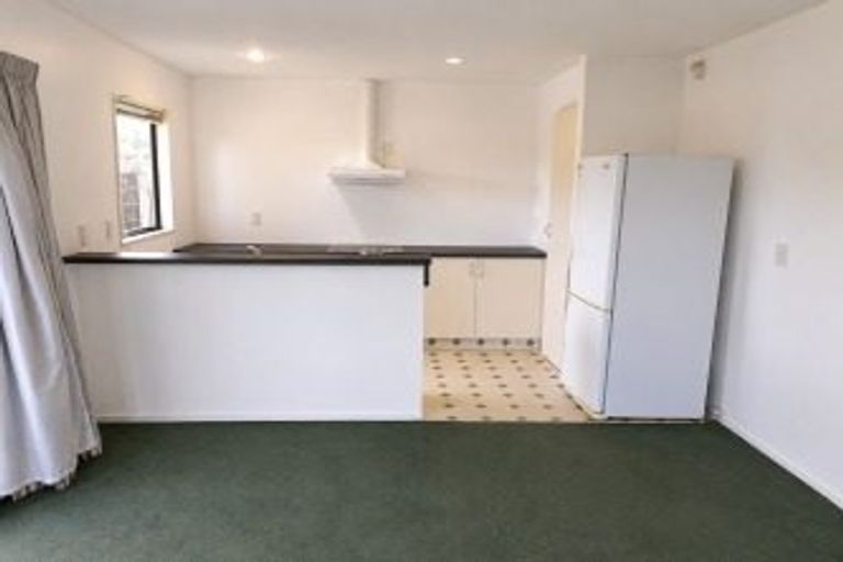 Photo of property in 74 Mandeville Street, Riccarton, Christchurch, 8011