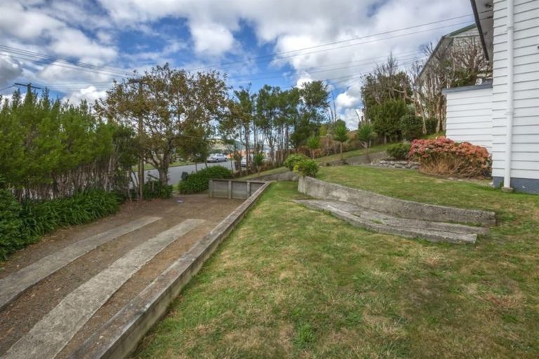 Photo of property in 83 Kotuku Street, Elsdon, Porirua, 5022