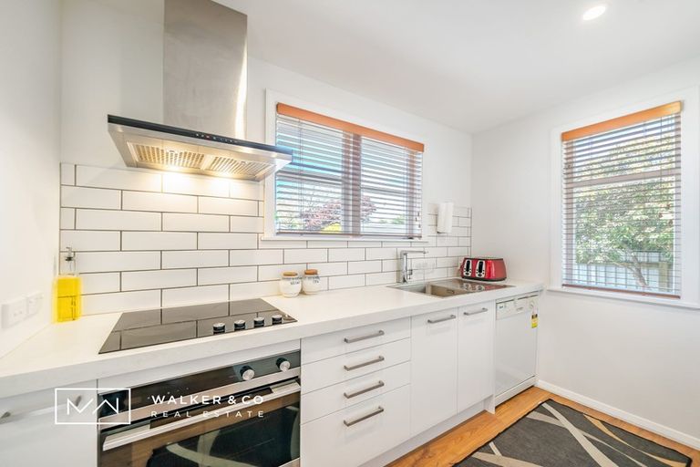 Photo of property in 1/4 Tui Grove, Elderslea, Upper Hutt, 5018