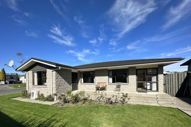 Photo of property in 39 Waterford Drive, Winton, 9720