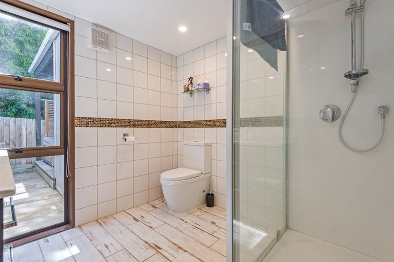 Photo of property in 23 Course Lane, Sanson, 4817