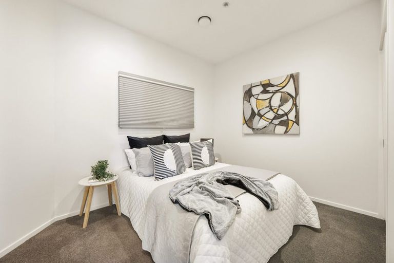 Photo of property in Stadium Garden Flats, 502/107 Thorndon Quay, Pipitea, Wellington, 6011