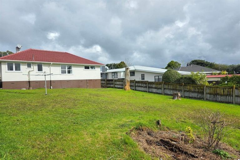 Photo of property in 12 Aronui Terrace, Kelston, Auckland, 0602