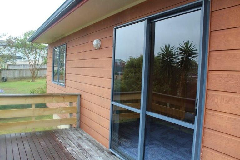 Photo of property in 143 Ridge Road, Howick, Auckland, 2014