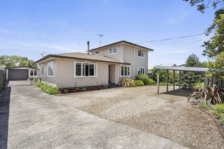 Photo of property in 298 Shakespeare Street, Leamington, Cambridge, 3432