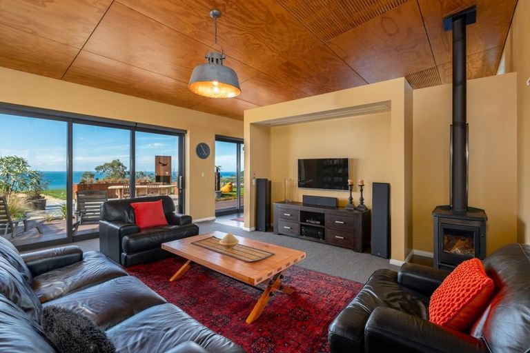 Photo of property in 104 Bay Vista Drive, Pohara, Takaka, 7183