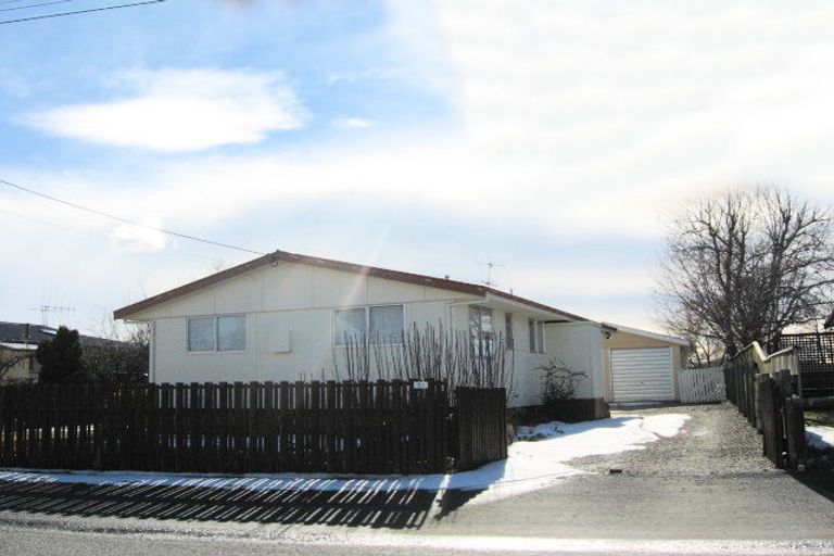 Photo of property in 35 Hopkins Road, Twizel, 7901