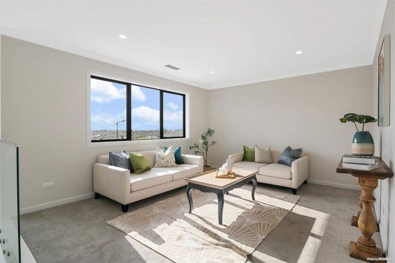 Photo of property in 6 Paikea Street, Albany Heights, Auckland, 0632