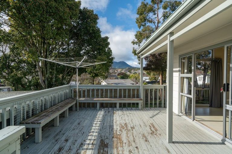 Photo of property in 72 Richmond Avenue, Richmond Heights, Taupo, 3330