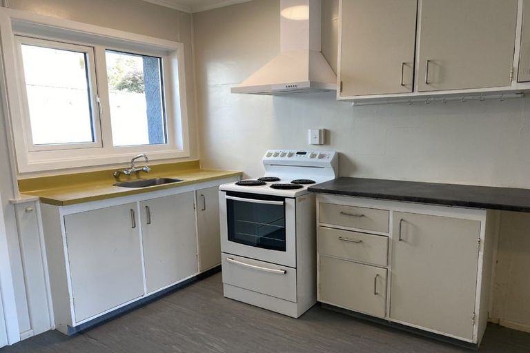 Photo of property in 35 Dunns Street, Silverstream, Upper Hutt, 5019