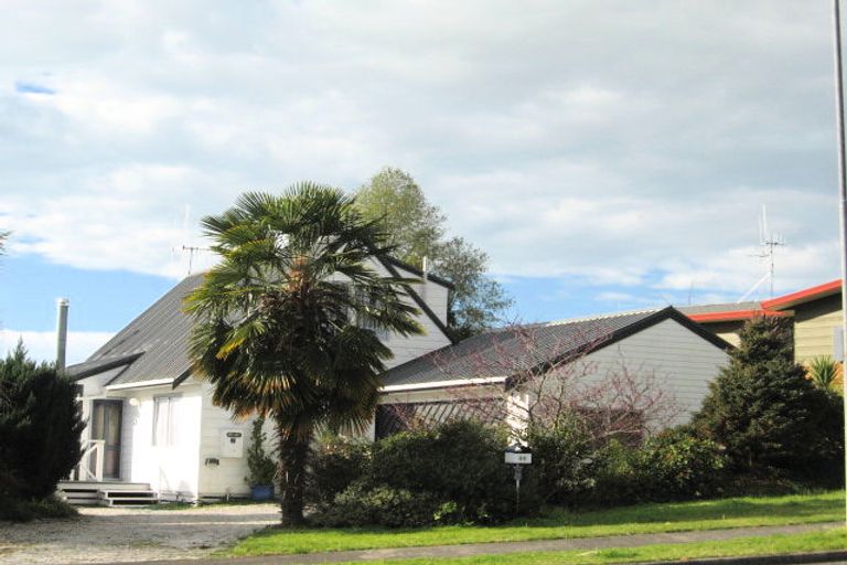 Photo of property in 30 Te Arawa Place, Welcome Bay, Tauranga, 3112