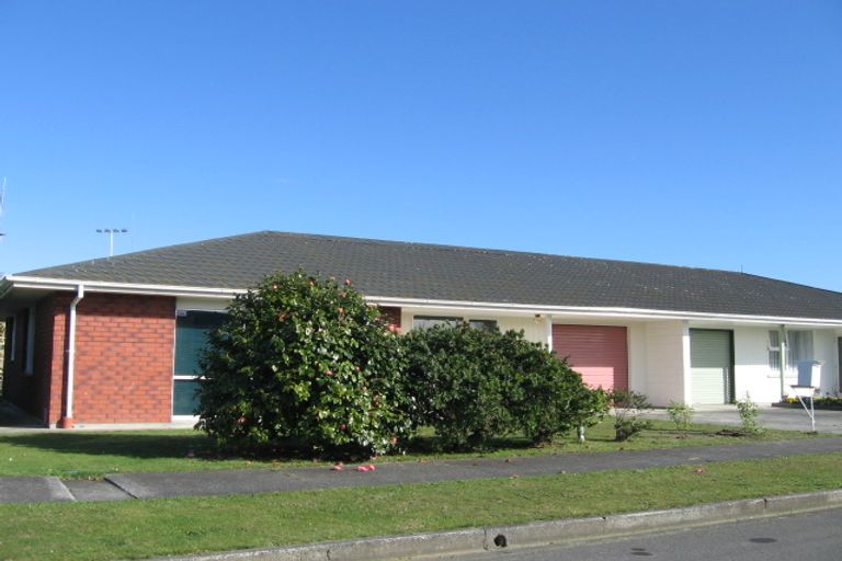 Photo of property in 100 East Street, Feilding, 4702