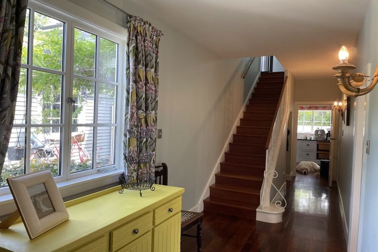 Photo of property in 4 Crichton Terrace, Cashmere, Christchurch, 8022