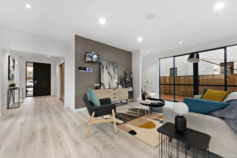 Photo of property in 16 Turret Lane, Hobsonville, Auckland, 0616