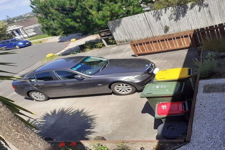 Photo of property in 36 Deverell Place, Northcross, Auckland, 0632