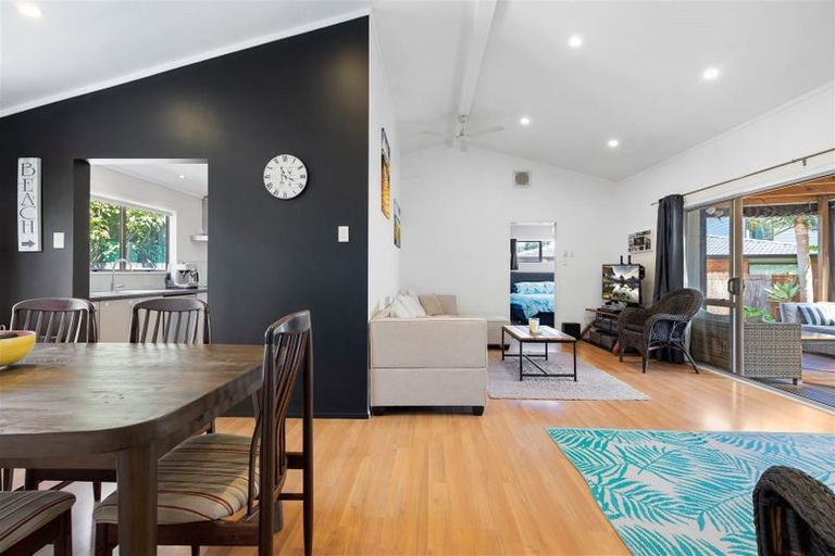 Photo of property in 114b Dickson Road, Papamoa Beach, Papamoa, 3118