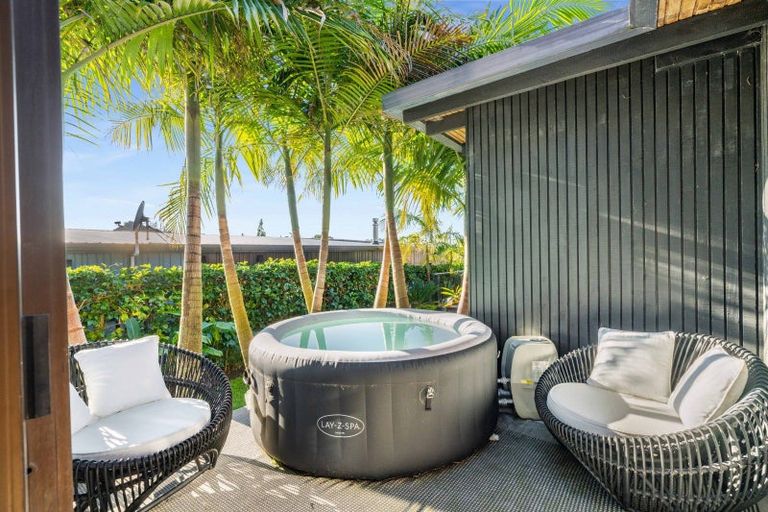 Photo of property in 8 Grey Avenue, Tairua, 3508