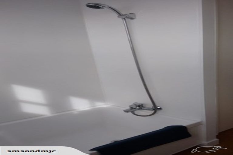 Photo of property in 5b Church Street, Devonport, Auckland, 0624