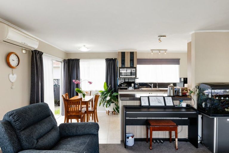 Photo of property in 384a Kahikatea Drive, Dinsdale, Hamilton, 3204