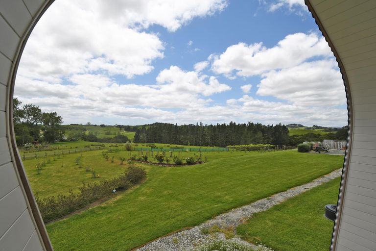 Photo of property in 56 Wattle Lane, Kaiwaka, 0573