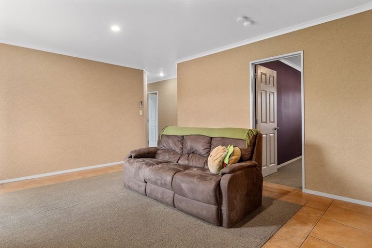 Photo of property in 49 Oteki Park Drive, Welcome Bay, Tauranga, 3112