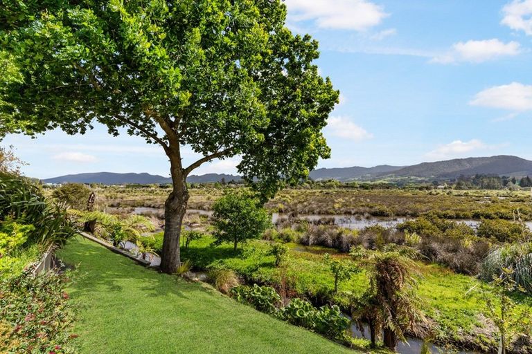 Photo of property in 21 Riverside Place, Katikati, 3129