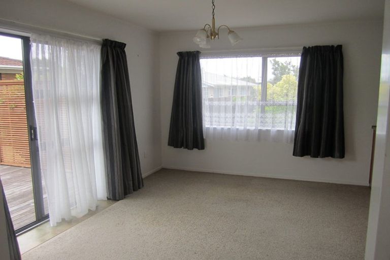 Photo of property in 11 Jutland Road, Pukekohe, 2120