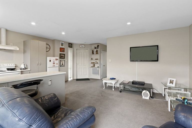 Photo of property in 11/446 Ferry Road, Woolston, Christchurch, 8023