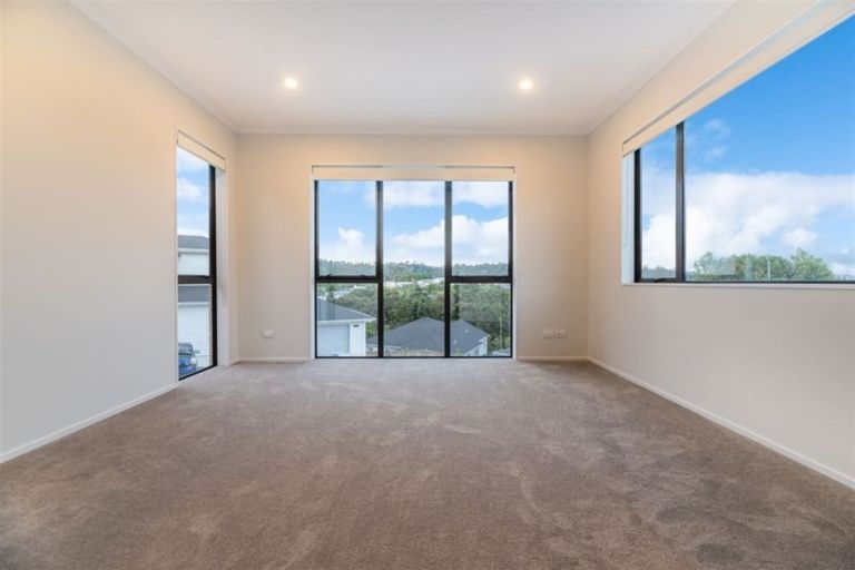 Photo of property in 23 Korihi Drive, Swanson, Auckland, 0614