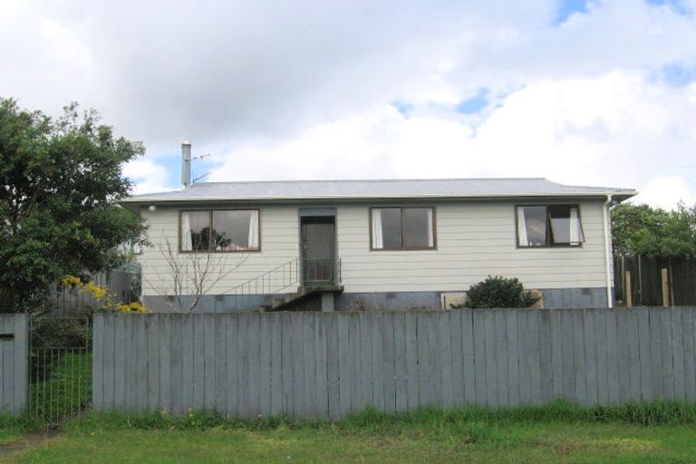 Photo of property in 58 Brunner Road, Glen Eden, Auckland, 0602