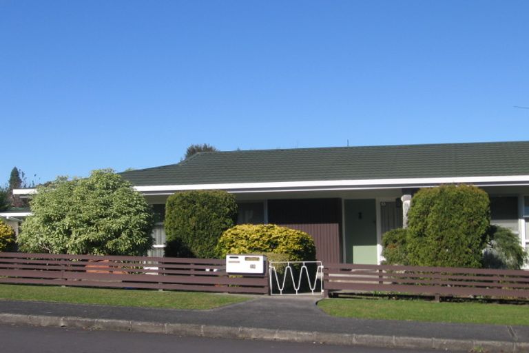 Photo of property in 28 Callis Avenue, Opaheke, Papakura, 2113