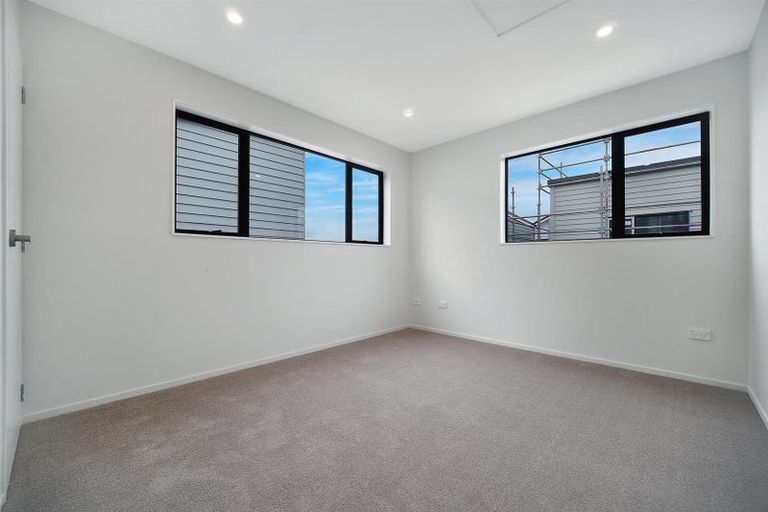 Photo of property in 5 Bei Road, Papakura, 2110