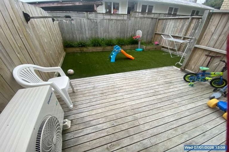 Photo of property in 15/125b Metcalfe Road, Ranui, Auckland, 0612