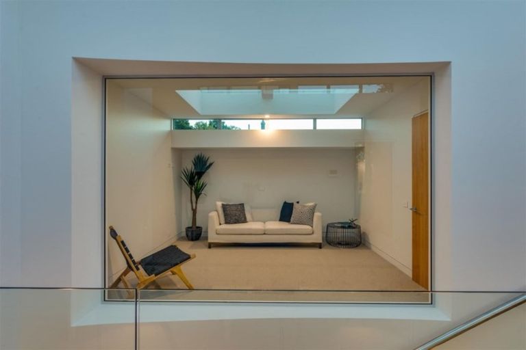 Photo of property in 16 Carlton Mill Road, Merivale, Christchurch, 8014