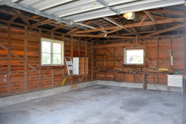 Photo of property in 15 Ferry Road, Waipu, 0510