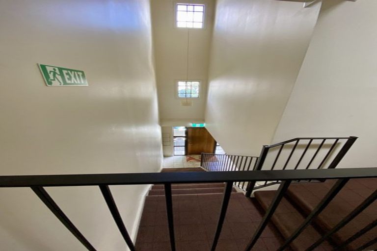 Photo of property in Mendoza Terraces, 9 Ebor Street, Te Aro, Wellington, 6011