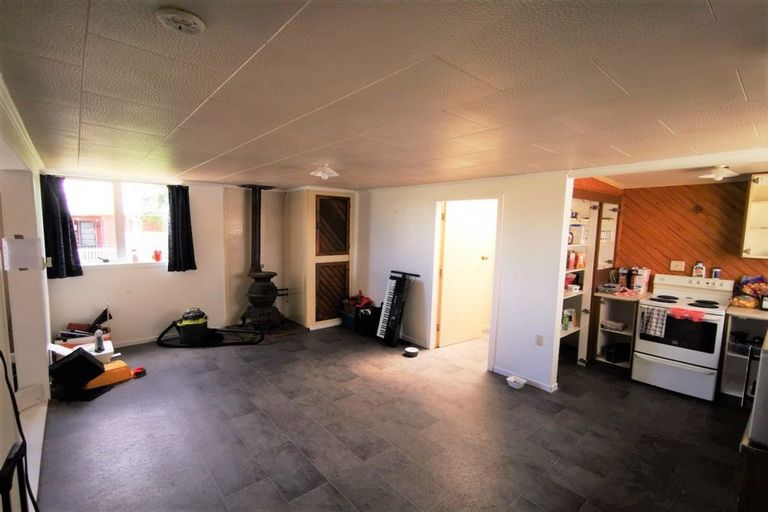 Photo of property in 23 Tennyson Street, Dannevirke, 4930