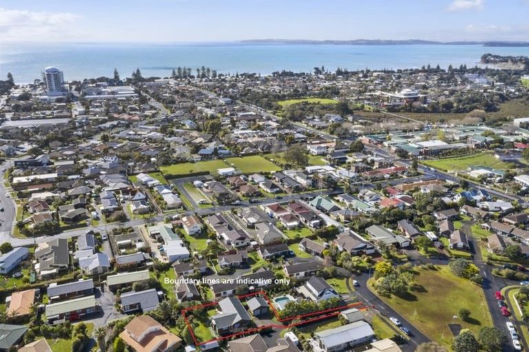 Photo of property in 31 Crampton Court, Orewa, 0931