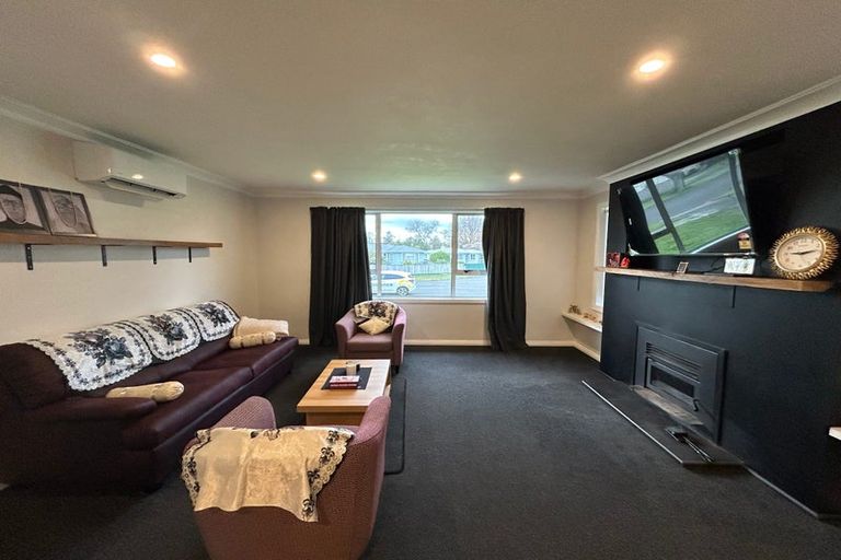 Photo of property in 12 Birmingham Street, Takaro, Palmerston North, 4412