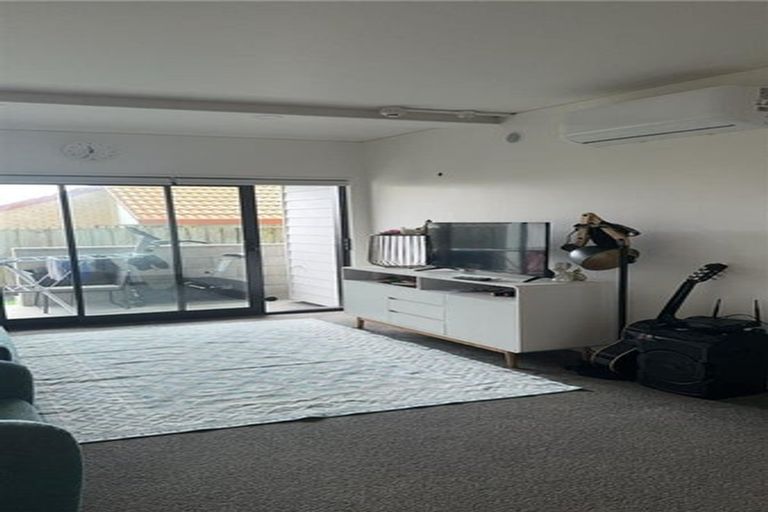 Photo of property in 6/9g East Street, Papakura, 2110