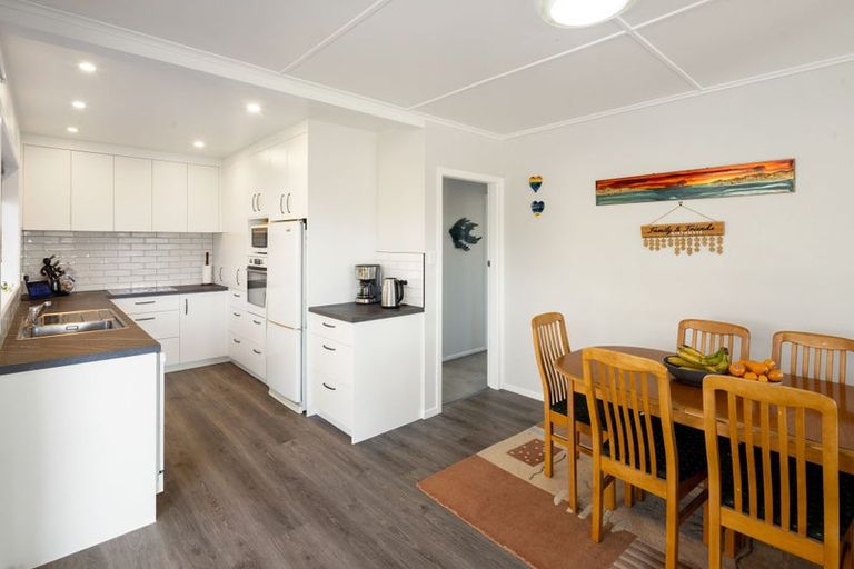 Photo of property in 21 Fitzroy Avenue, Fitzroy, Hamilton, 3206