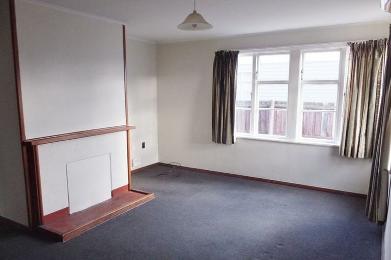 Photo of property in 345 Riccarton Road, Upper Riccarton, Christchurch, 8041