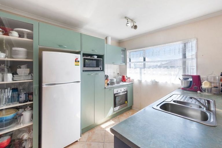 Photo of property in 242 Mahia Road, Weymouth, Auckland, 2103