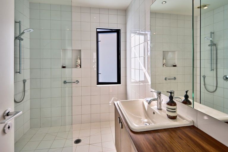 Photo of property in 8 Tawa Street, Eastbourne, Lower Hutt, 5013